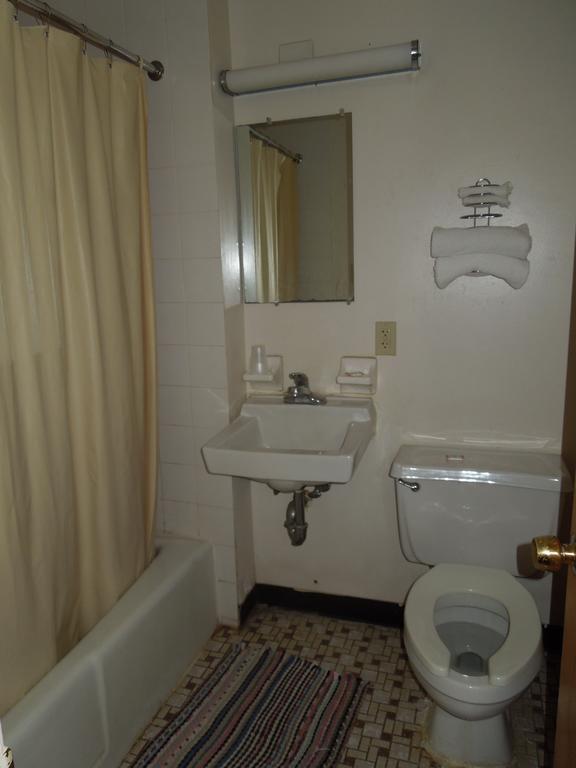 Lees Motel Edison Exteriör bild