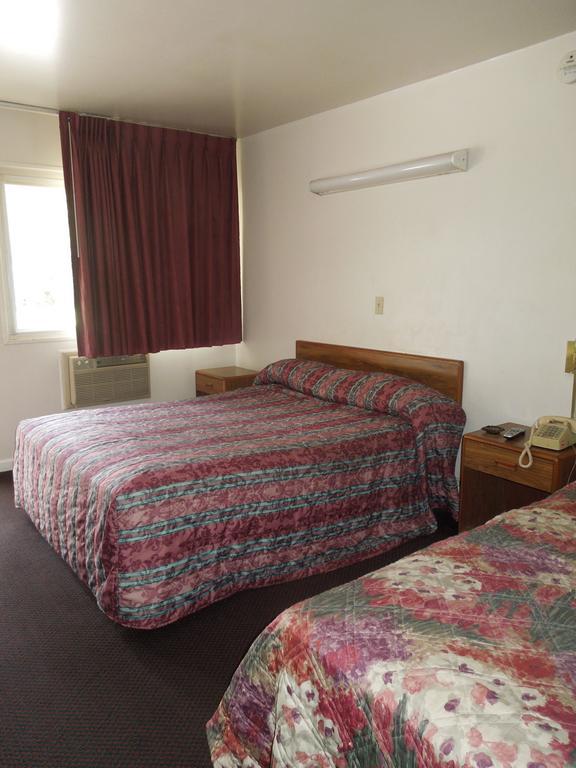 Lees Motel Edison Exteriör bild